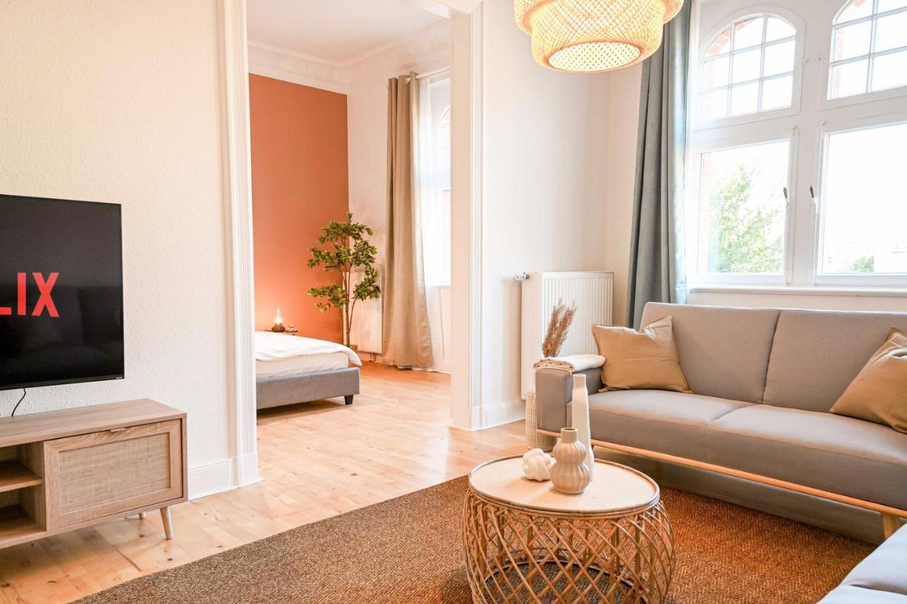 120Qm Denkmal Apartment In Krefeld Mit Stuck Und Balkon - Beuys Apartments - Крефельд Экстерьер фото